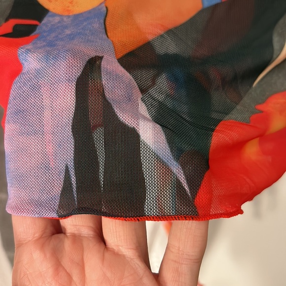 Mesh Multi-colored Top - Picture 4 of 4